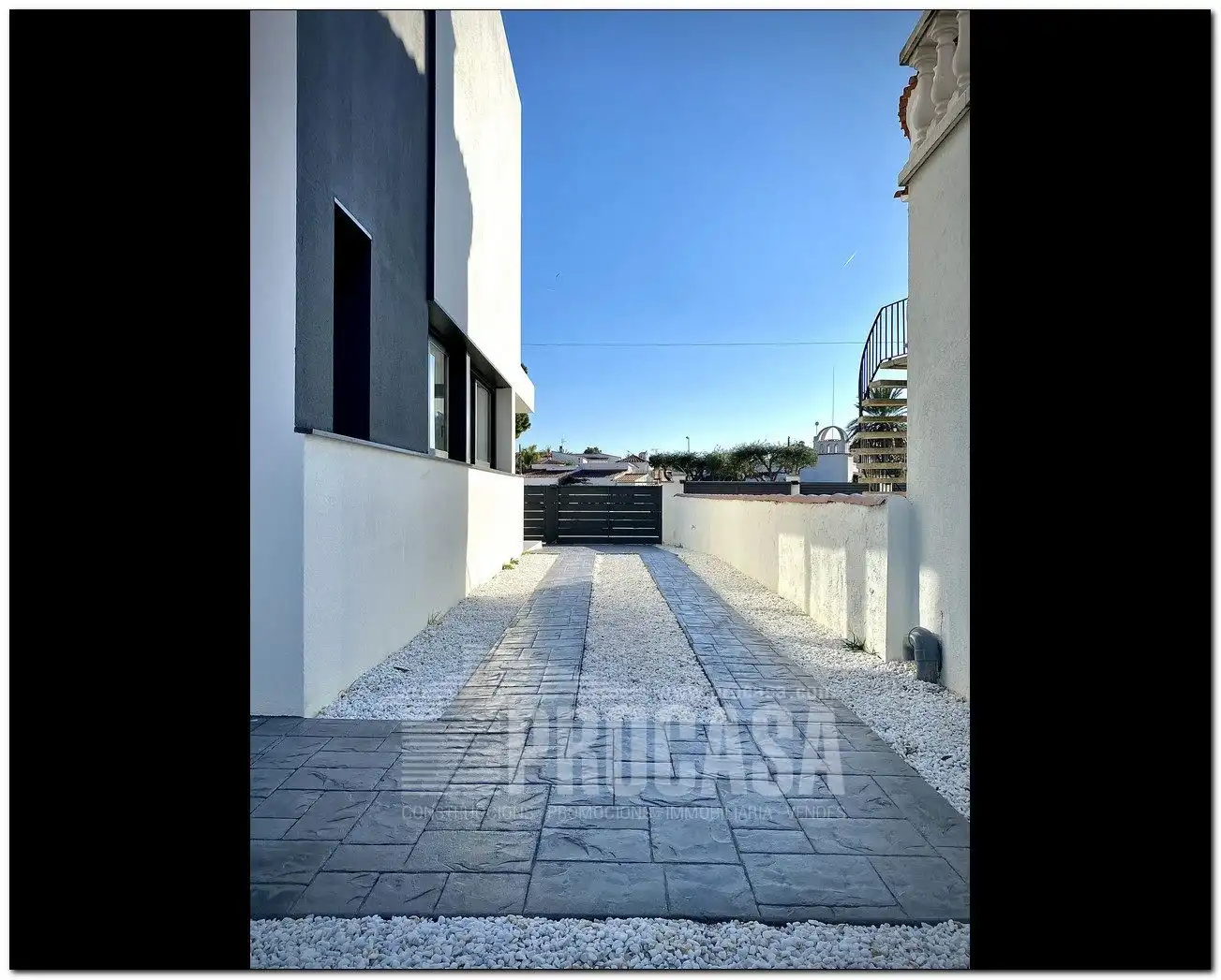 Detached house with pool for sale in REQUESENS, imagen 40