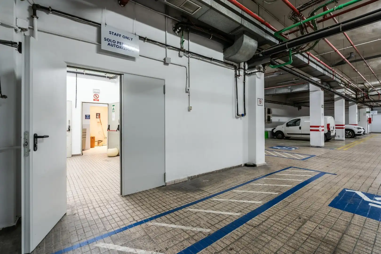 Parking de Local de alquiler en Adeje con Terraza