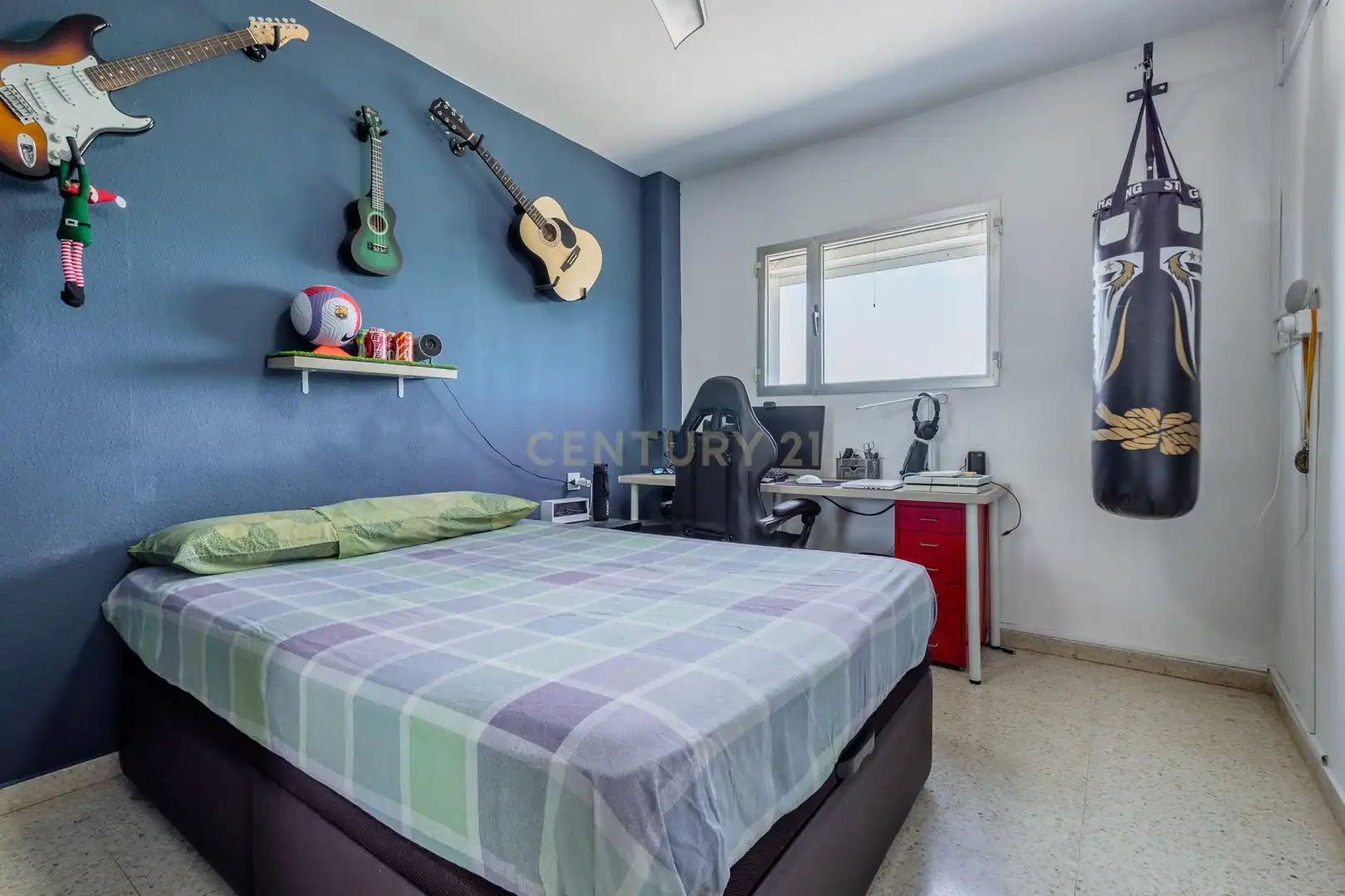 Habitación de Apartamento en venta en Sant Joan Despí con Aire acondicionado y Balcón