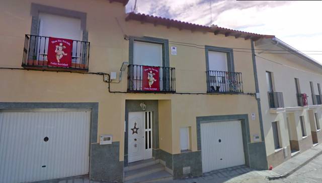Casa adosada en Venta en PALOMARES en Esquivias