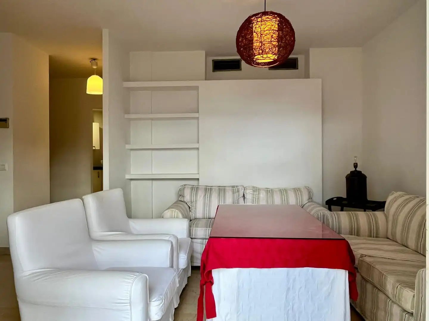 Living room of Flat for sale in Sevilla  with Air Conditioner, Terrace and Balcony