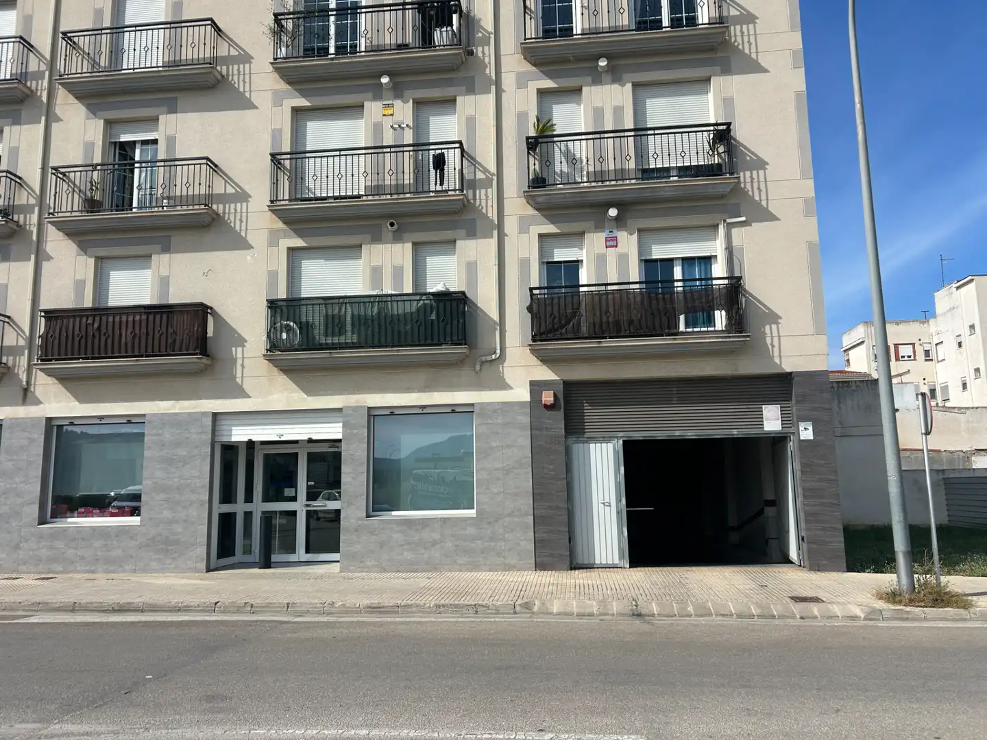 Exterior view of Garage for sale in Gandia