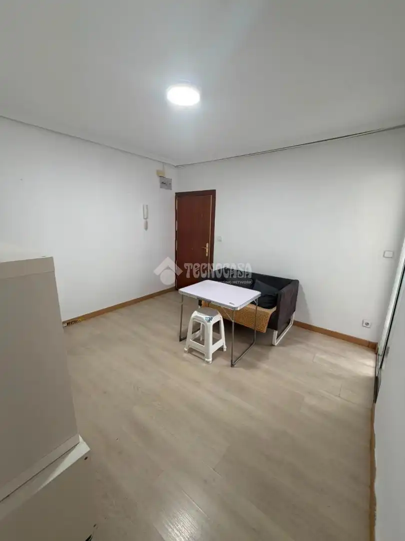 Flat for sale in Getafe  with Air Conditioner, Terrace and Furnished