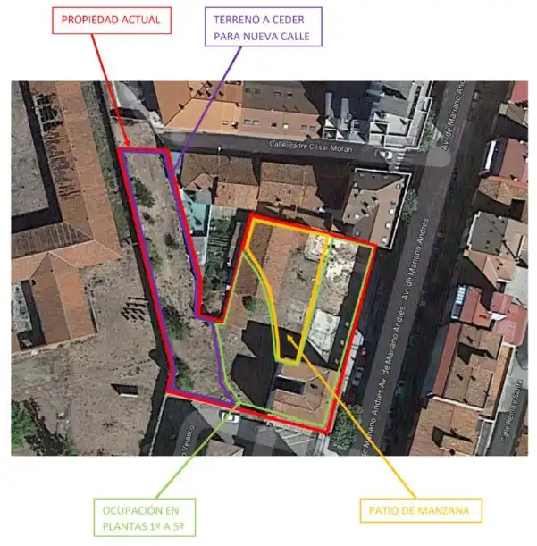 Terreny residencial en venda a Avenida de Mariano Andrés 41