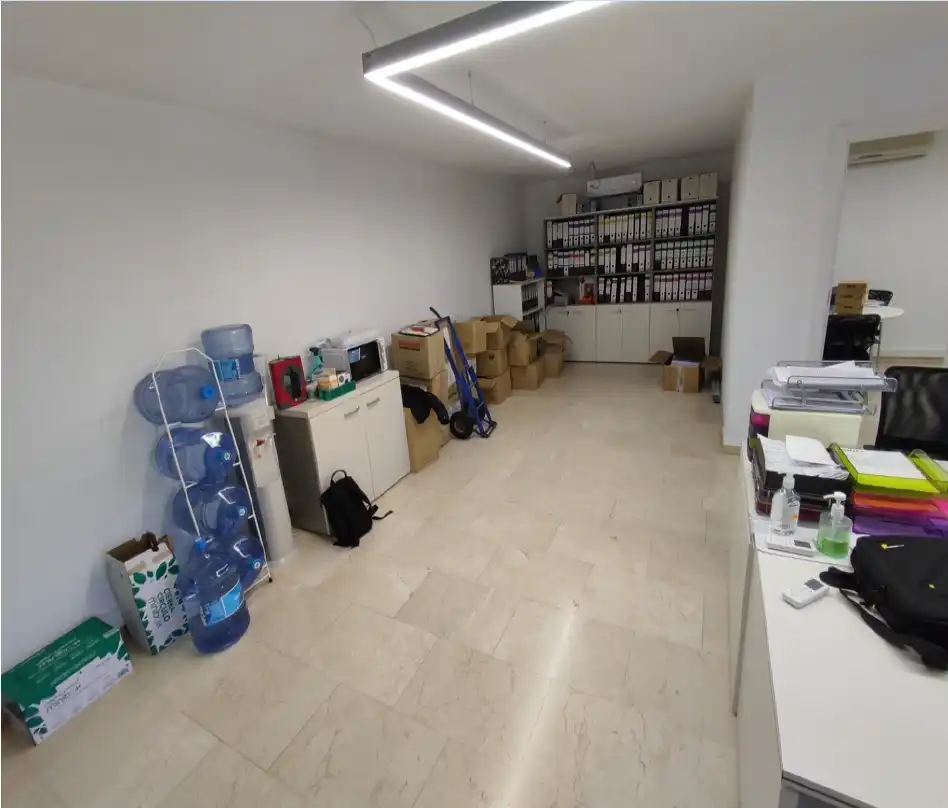 Oficina de alquiler en Sant Andreu de la Barca, Barcelona