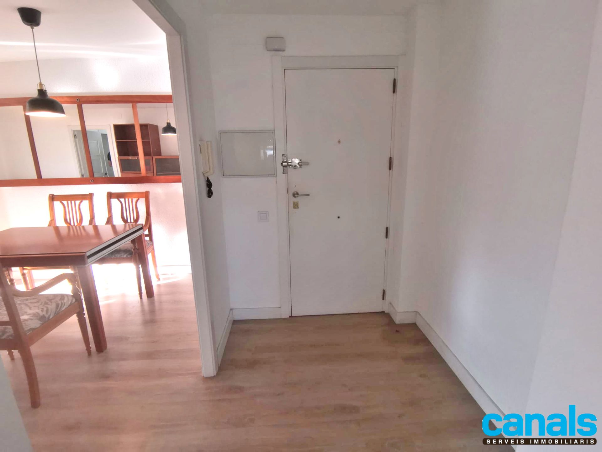 Flat for sale in Cerdanyola del Vallès  with Parquet flooring and Balcony