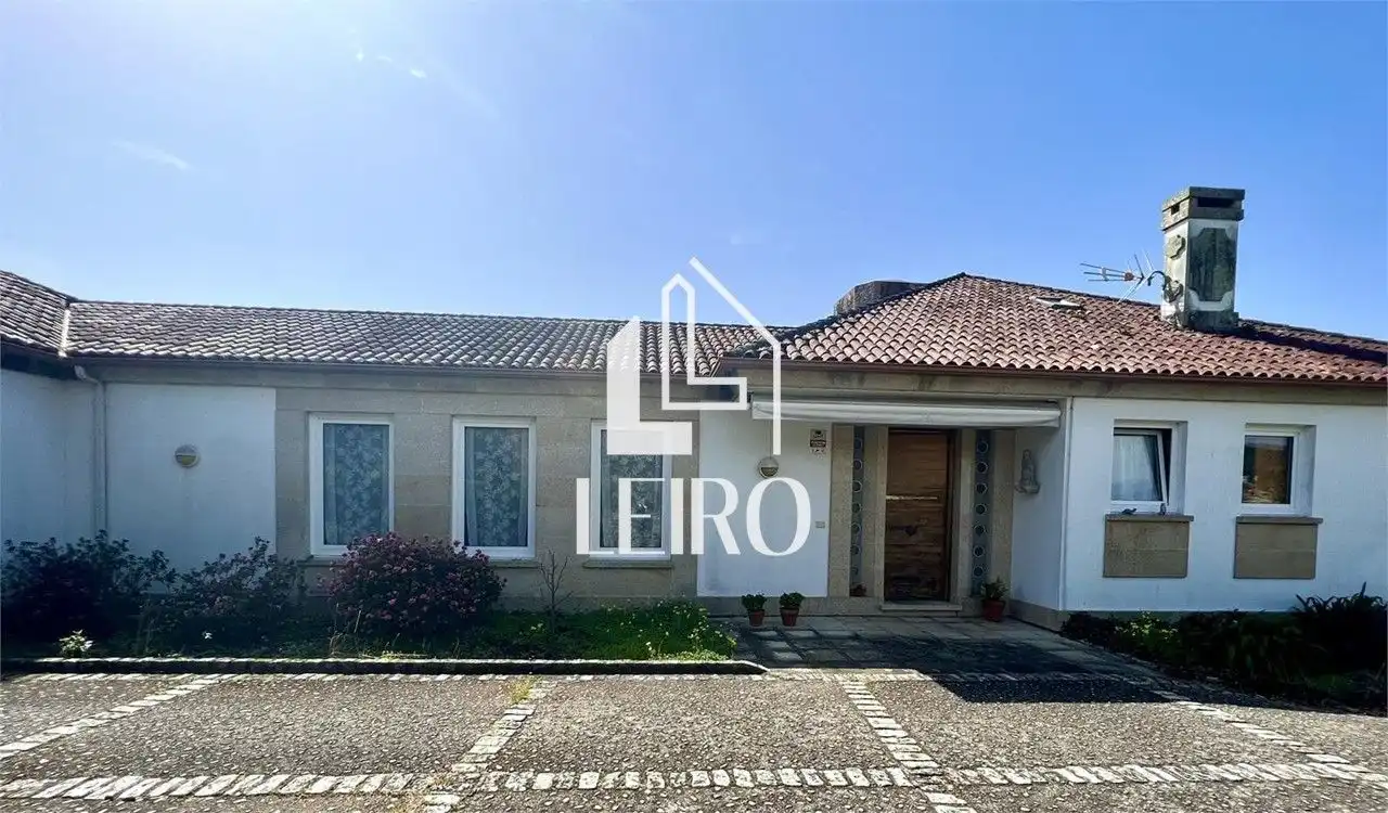 Vista exterior de Casa o chalet en venta en Vilagarcía de Arousa con Jardín privado y Terraza