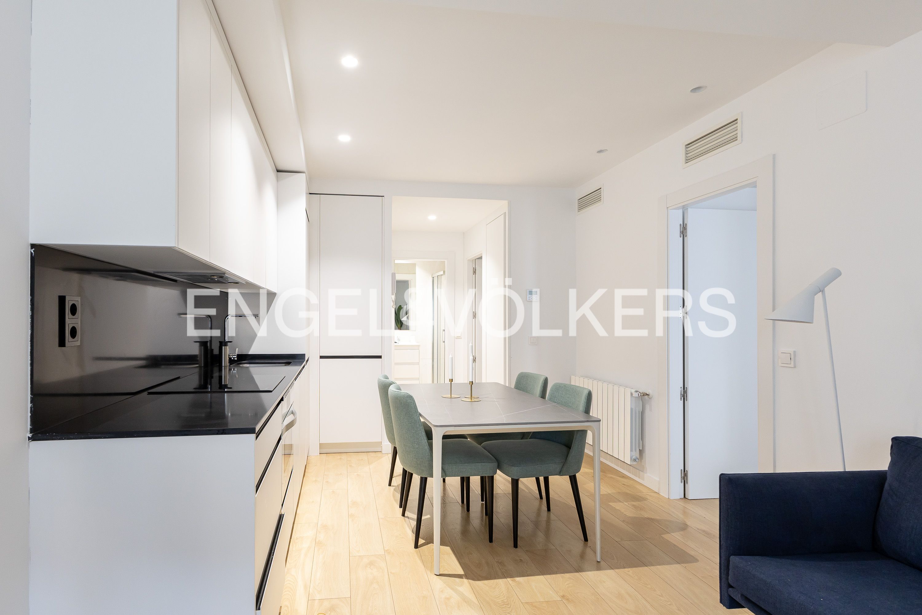 Cuina de Pis en venda en  Madrid Capital amb Aire condicionat, Calefacció i Moblat