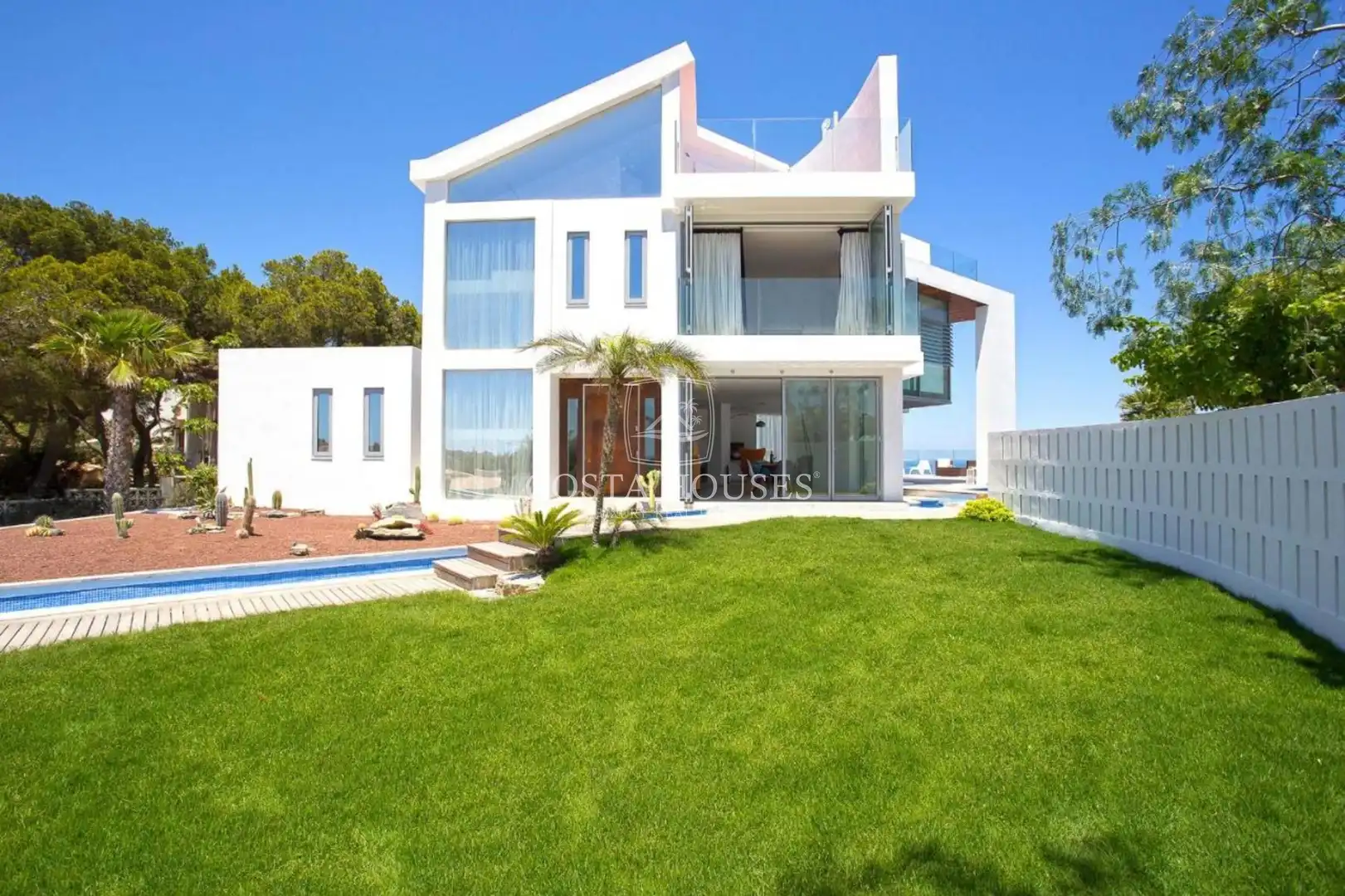 Exterior view of Houses for sale in Jávea / Xàbia  with Air Conditioner, Private garden and Terrace