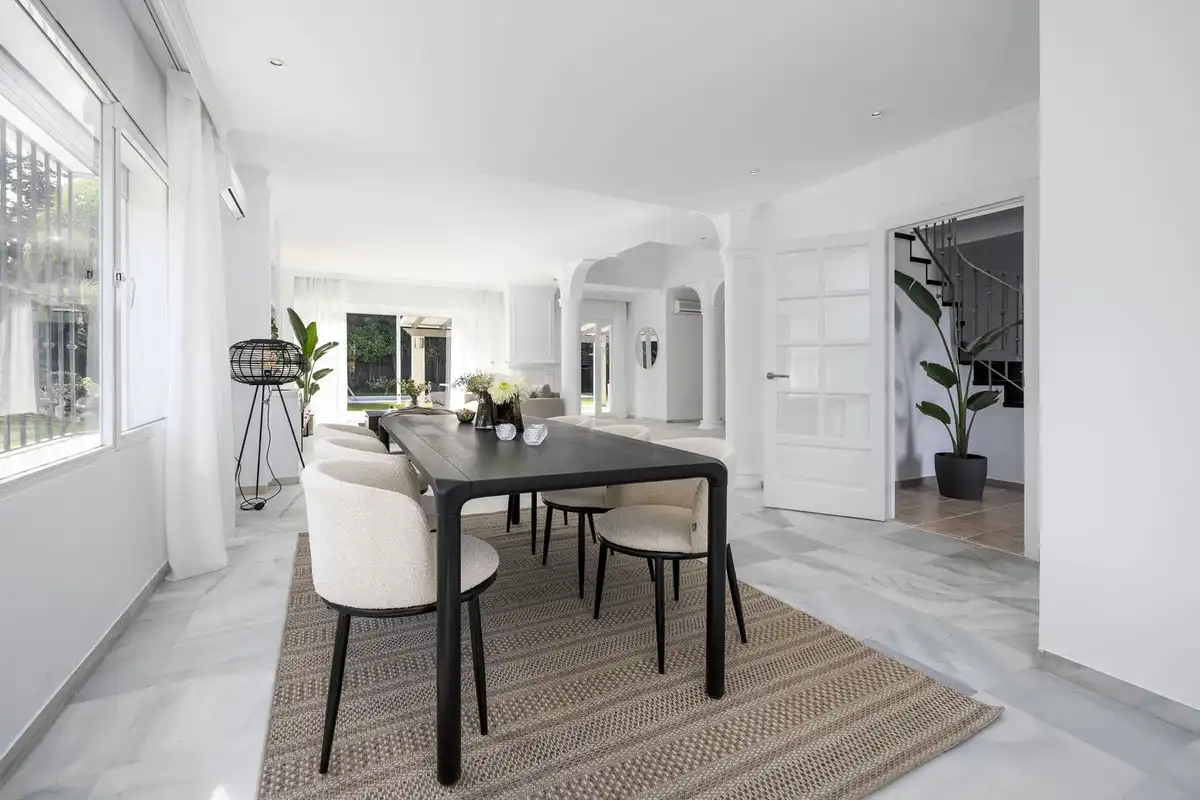 Chalet con piscina en venta en Nueva Andalucía, imagen 8