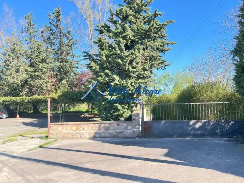 Exterior view of Buildings for sale in Fresneña