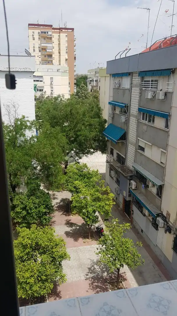 Terrassa de Pis en venda en Sevilla amb Aire condicionat