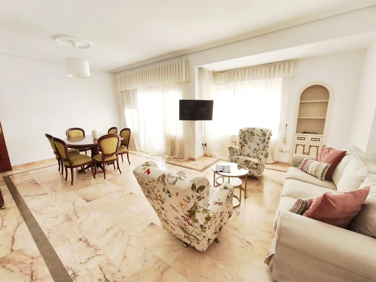 Appartement avec ascenseur à louer à Casco Antiguo, imagen 2