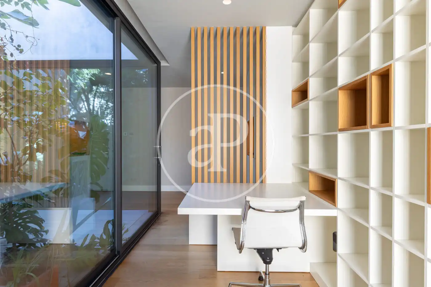 Piso de alquiler en Barcelona con Aire acondicionado, Calefacción y Jardín privado