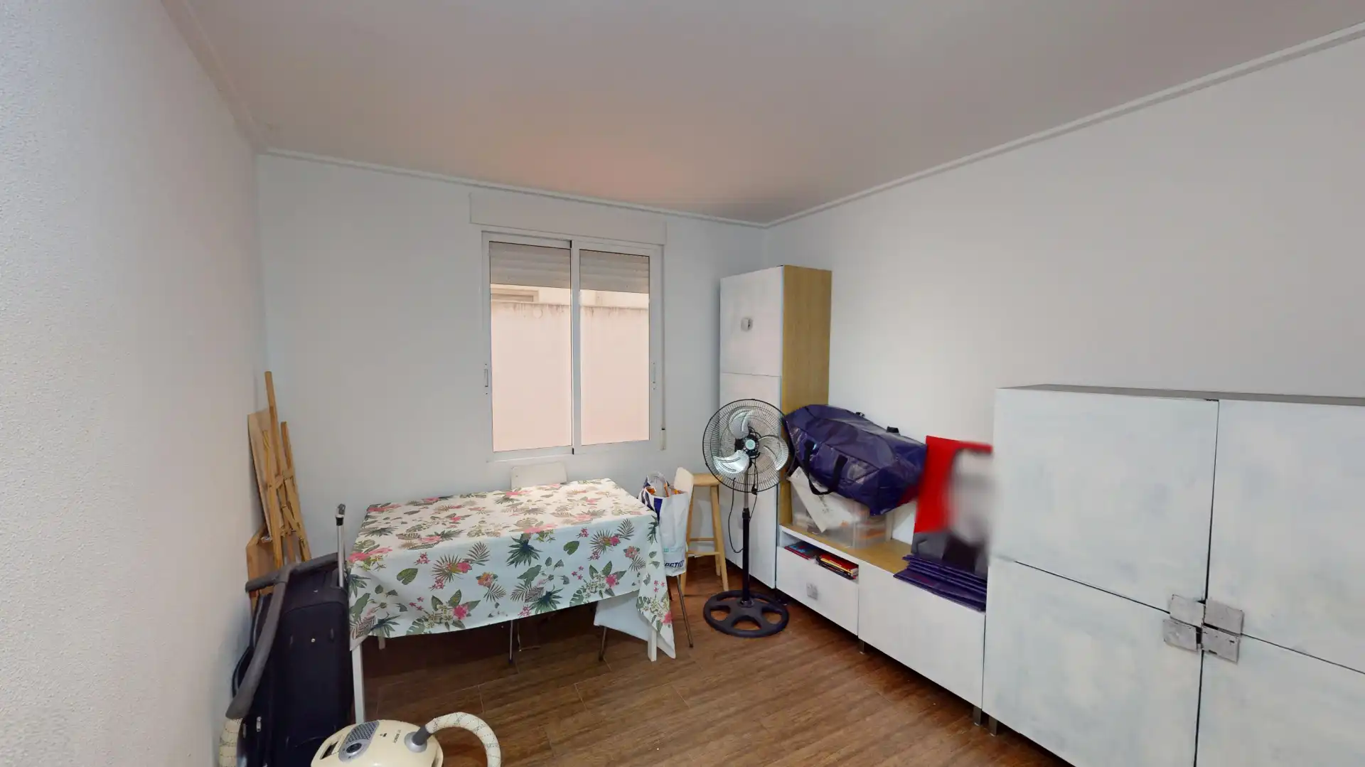 Habitación de Piso en venta en Elche / Elx con Aire acondicionado, Amueblado y Balcón