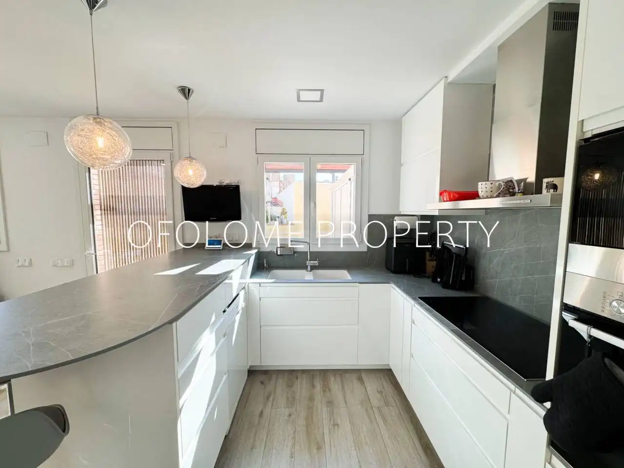 Cocina de Edificio en venta en Sabadell