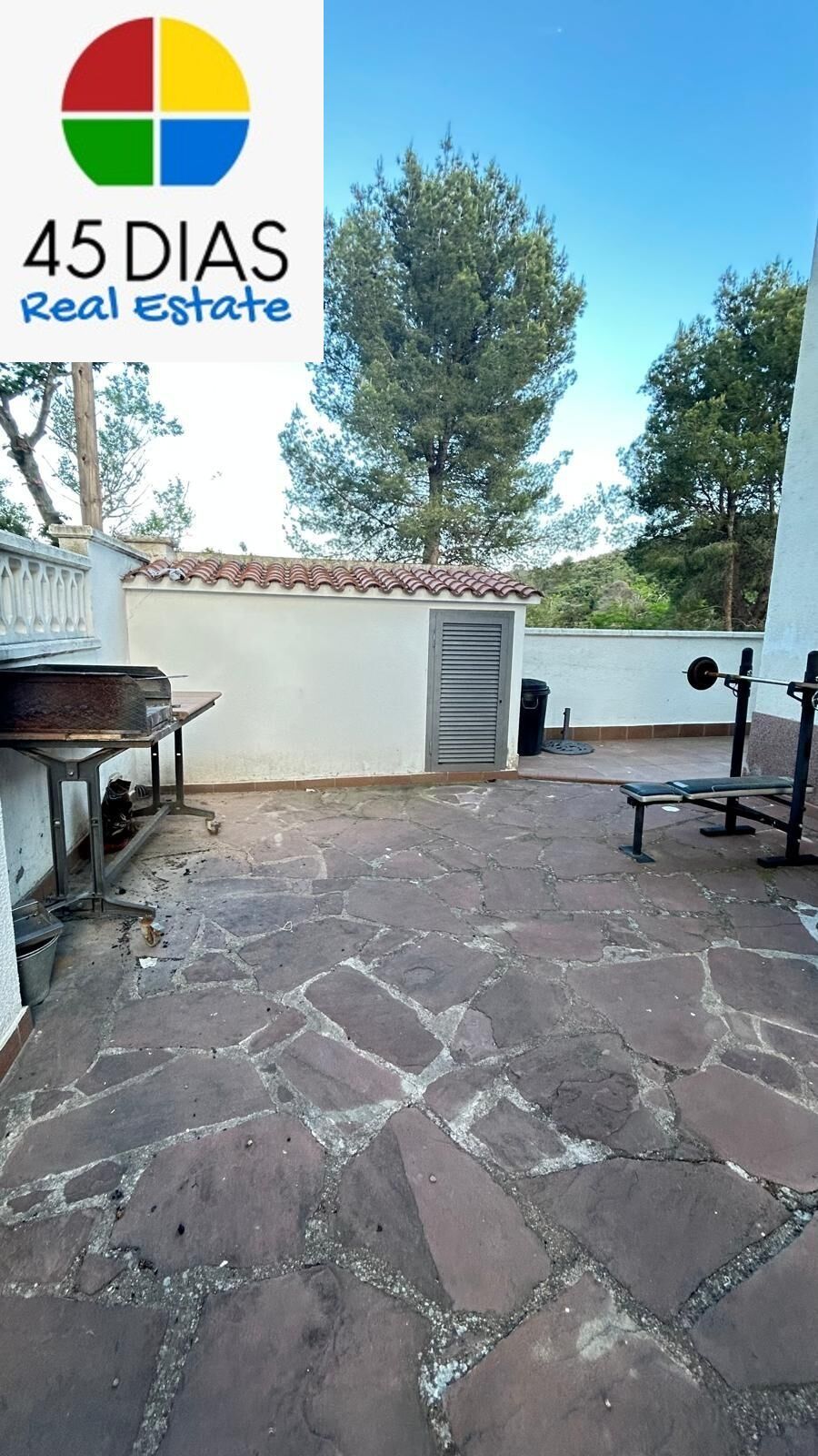 Terrassa de Casa o xalet en venda en Cerdanyola del Vallès amb Aire condicionat, Calefacció i Jardí privat