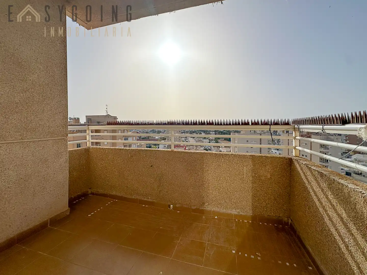 Terraza de Apartamento en venta en Torrevieja con Terraza y Piscina comunitaria