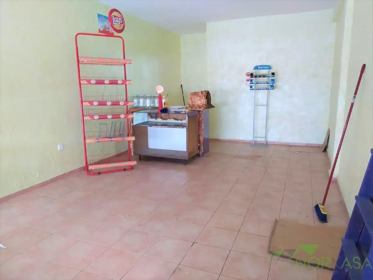 Local commercial à vendre à Poligono de Riano, imagen 3