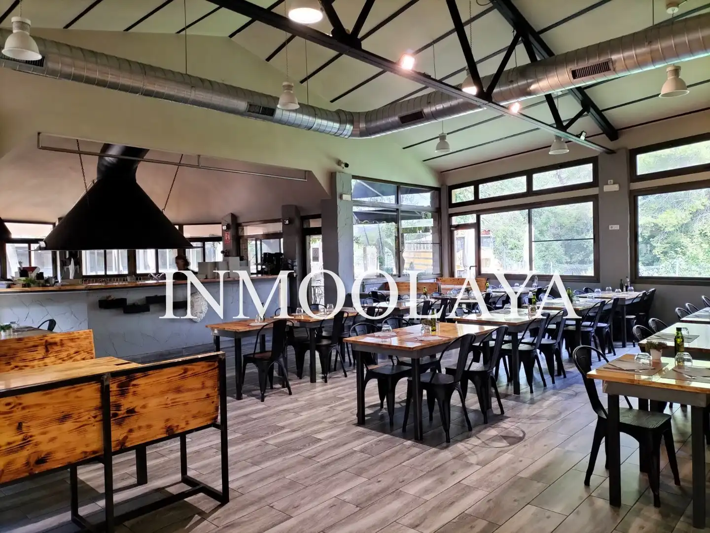 Local comercial en traspaso en Cervelló