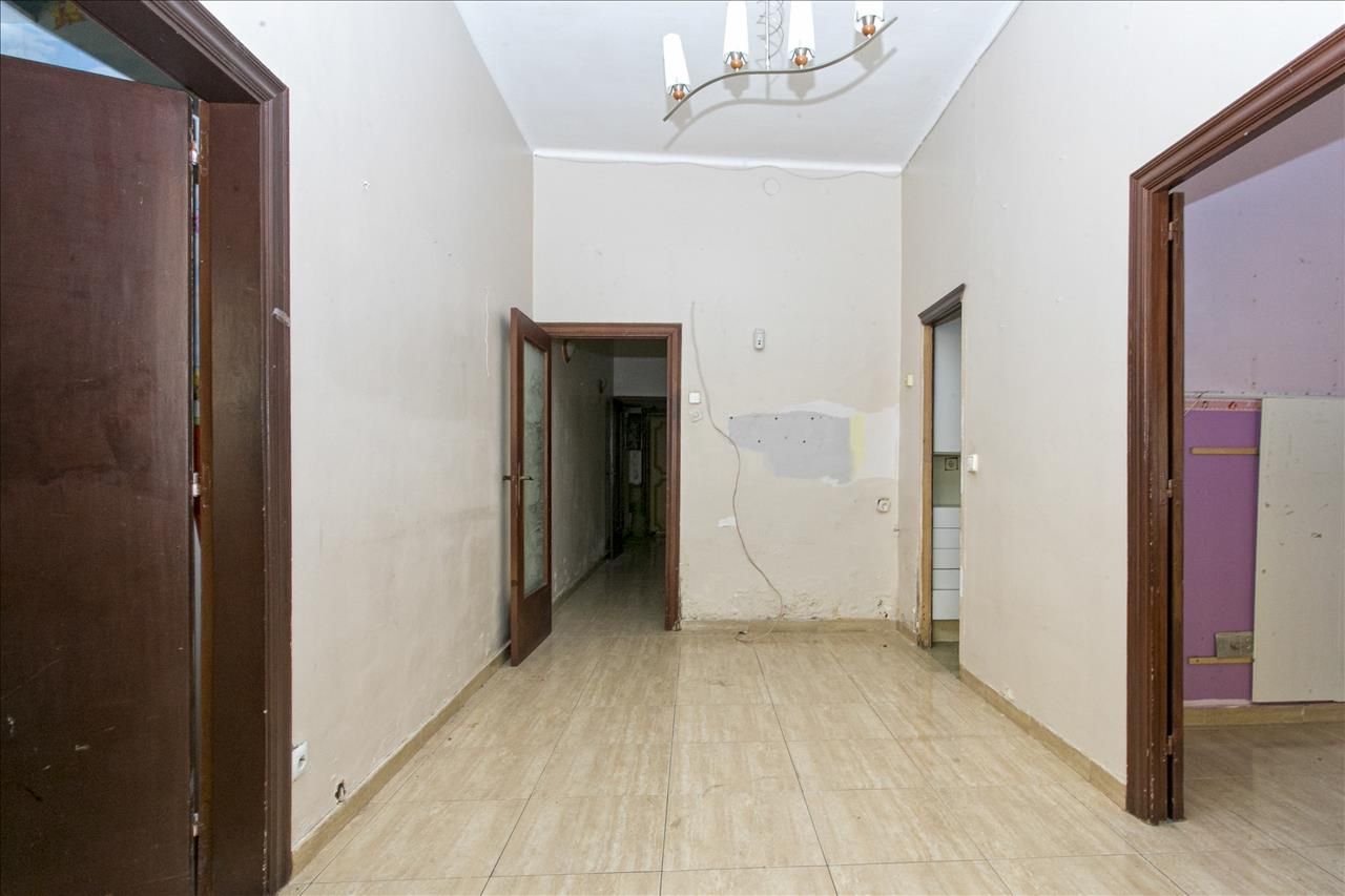 Planta baja for sale in Cornellà de Llobregat