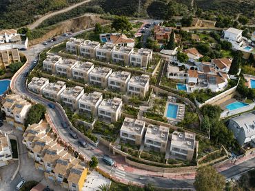 Terreno residencial en venta en Calle las Dalias, Fuengirola, Spain 24