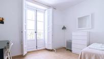 Bedroom of Flat for sale in  Madrid Capital  with Air Conditioner, Terrace and Balcony