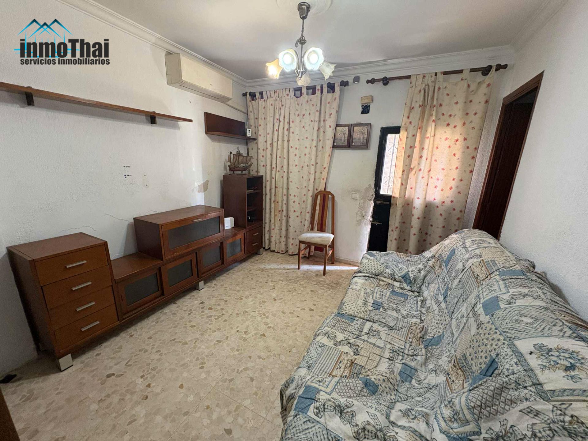 Living room of House or chalet for sale in Jerez de la Frontera  with Air Conditioner, Terrace and Furnished