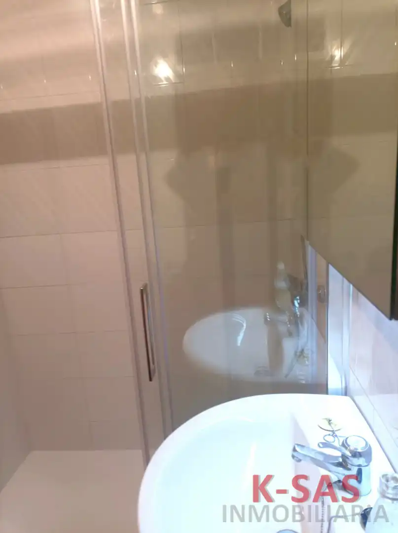 Bathroom of Houses for sale in Lobios  with Furnished