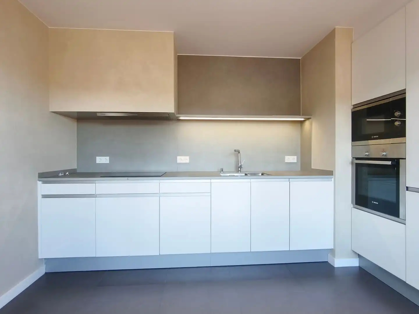 Kitchen of Attic for rent in Girona  with Air Conditioner, Heating and Terrace