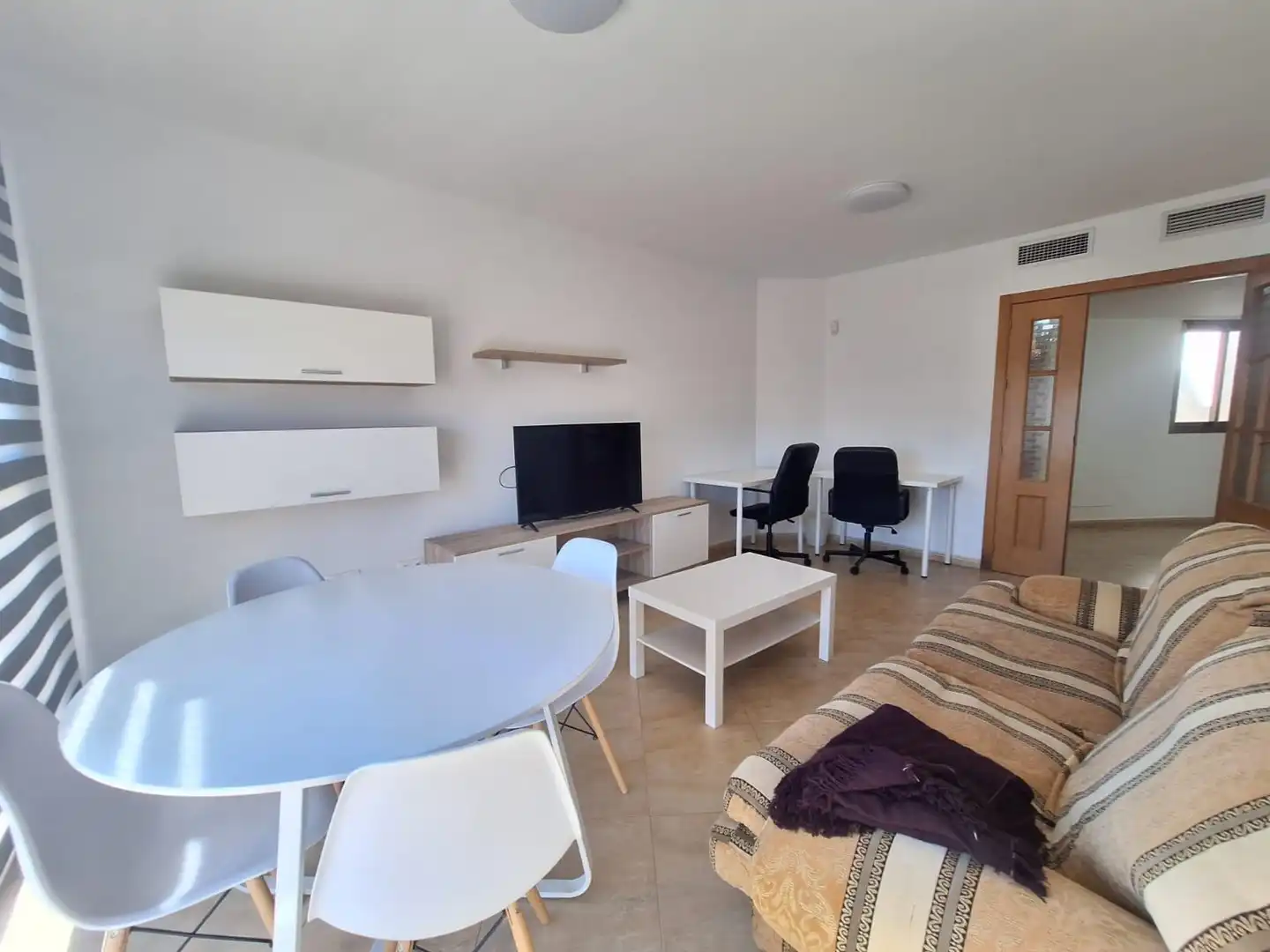 Sala d'estar de Pis de lloguer en Murcia amb Aire condicionat, Calefacció i Moblat