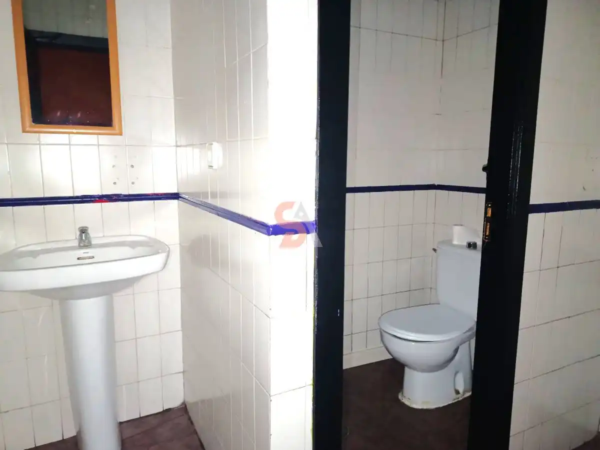 Bathroom of Commercial properties for sale in Valladolid  with Air Conditioner