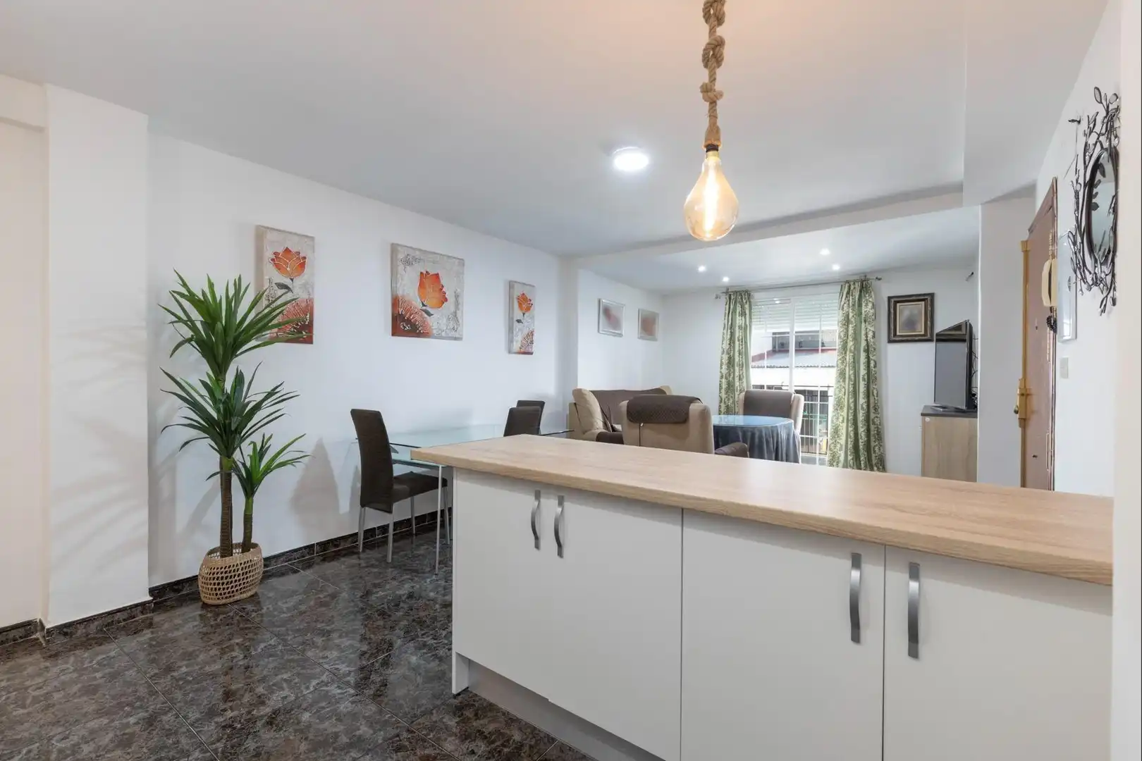 Piso con terraza en venta en Calle de Laureado López Muñoz 19, imagen 4