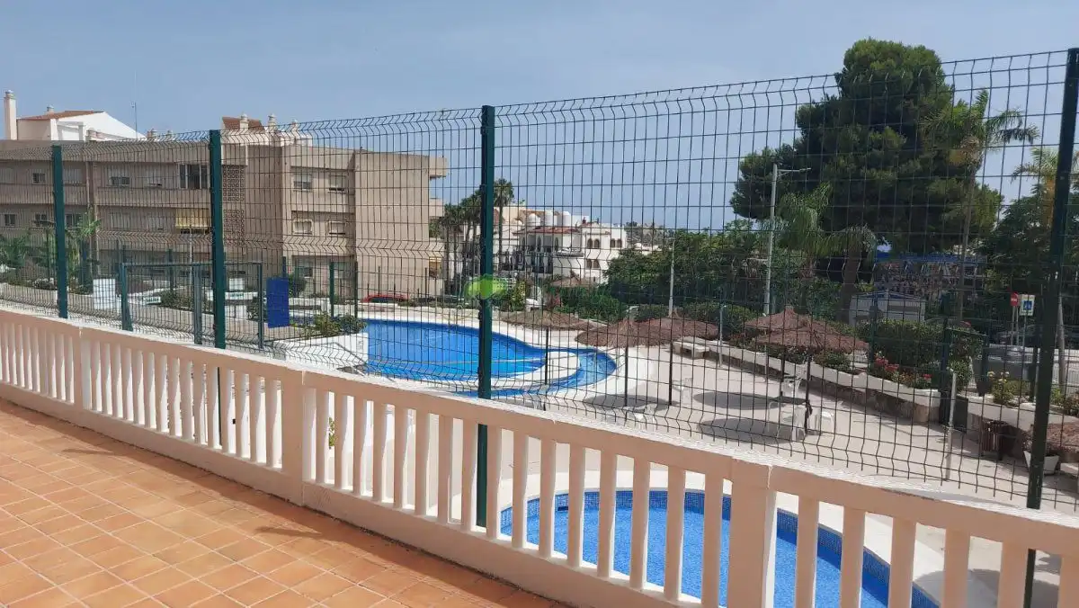 Swimming pool of Apartments for sale in Almuñécar  with Air Conditioner and Community pool