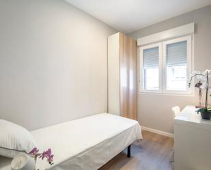 Bedroom of Flat to share in  Madrid Capital  with Air Conditioner and Terrace