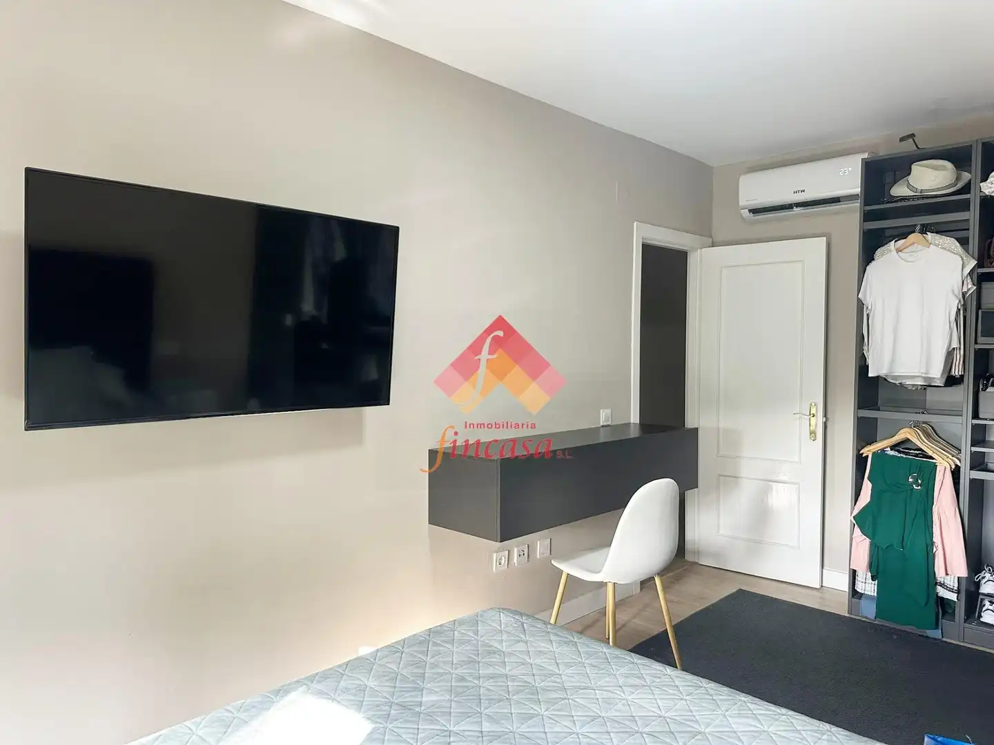 Bedroom of Flat for sale in Ronda  with Air Conditioner, Heating and Terrace