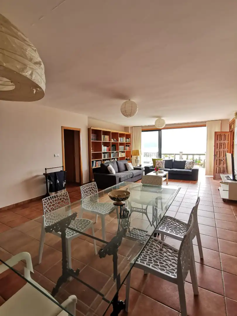 Sala de estar de Casa o chalet de alquiler en Nigrán con Calefacción, Jardín privado y Terraza