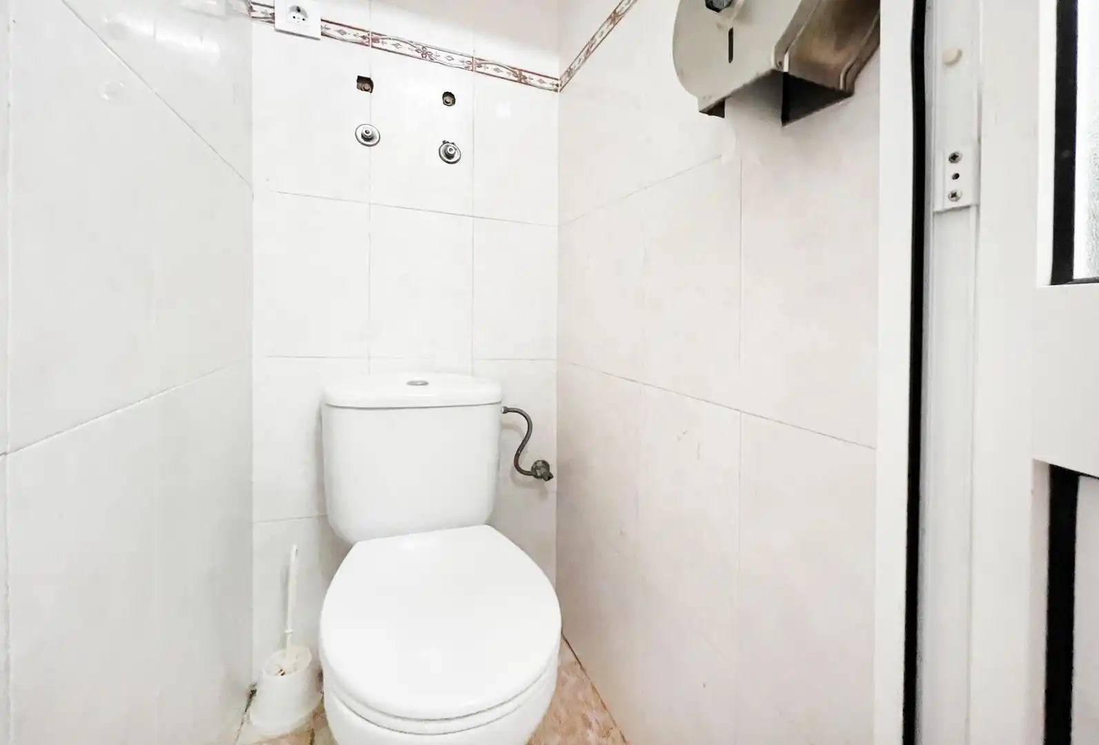 Baño de Local en venta en Cádiz