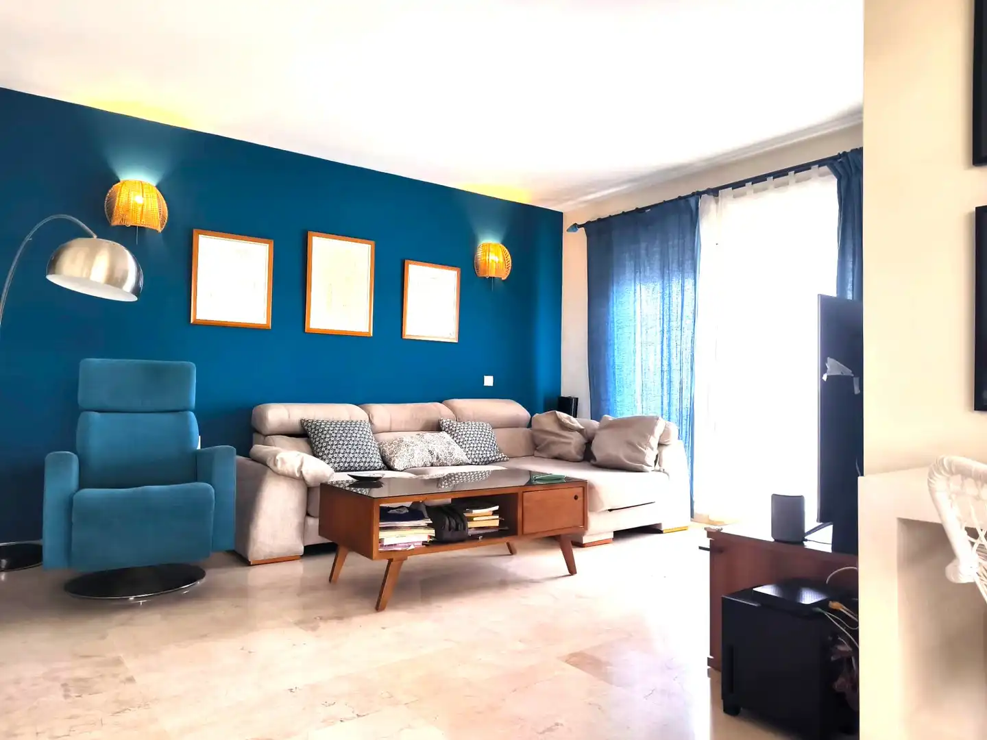 Sala de estar de Ático en venta en Torremolinos con Aire acondicionado, Terraza y Trastero