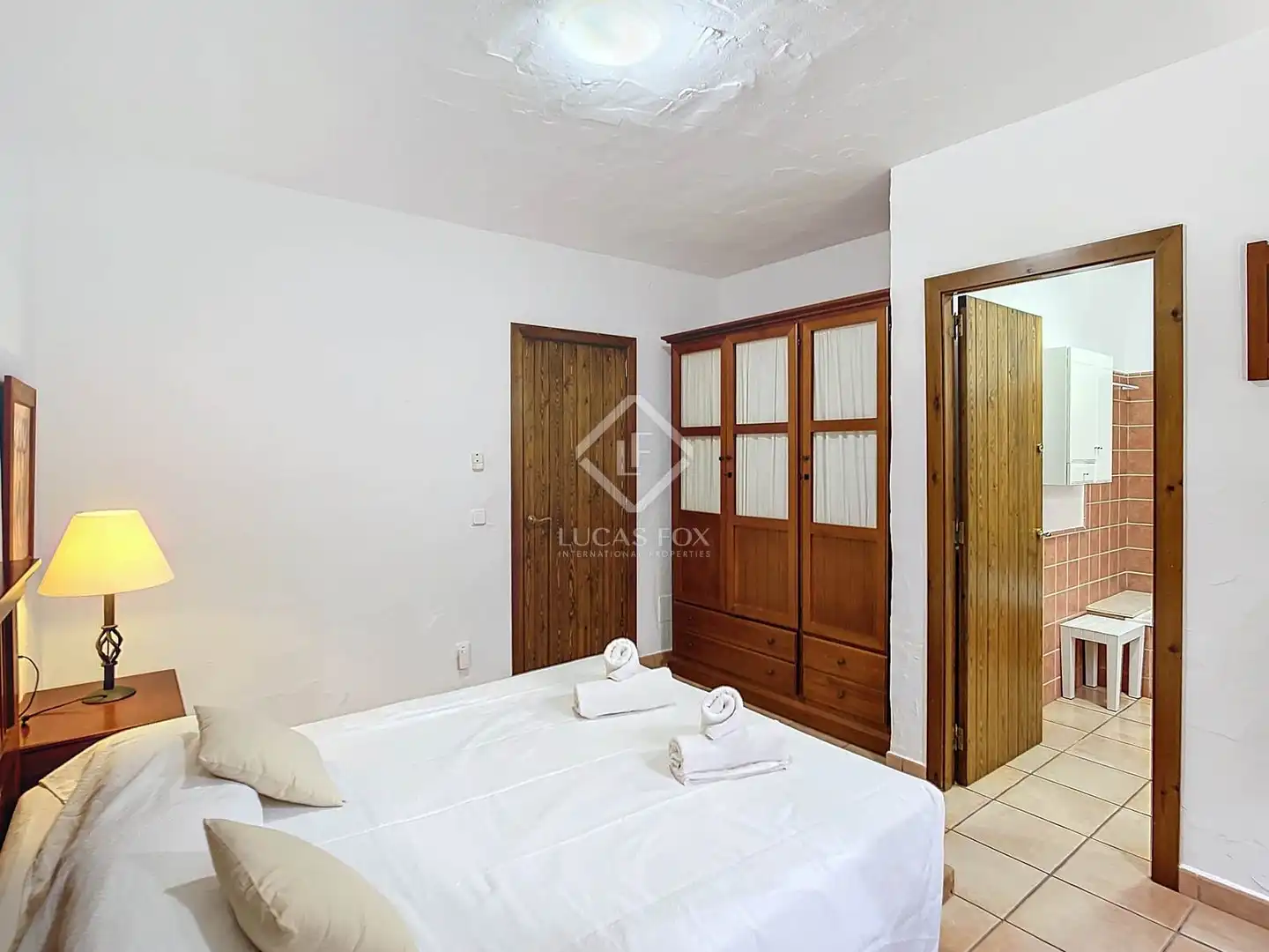 Schlafzimmer von Country house zum Verkauf in Ciutadella de Menorca mit Klimaanlage, Heizung und Privatgarten