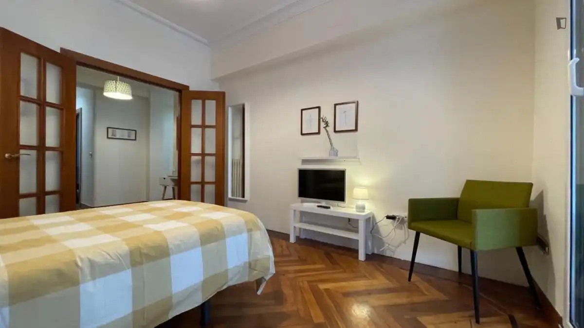 Room in Sabino Arana - Jesuitas