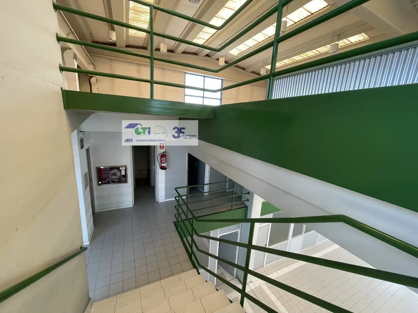Fabrikhallen zur Miete in Zaragoza