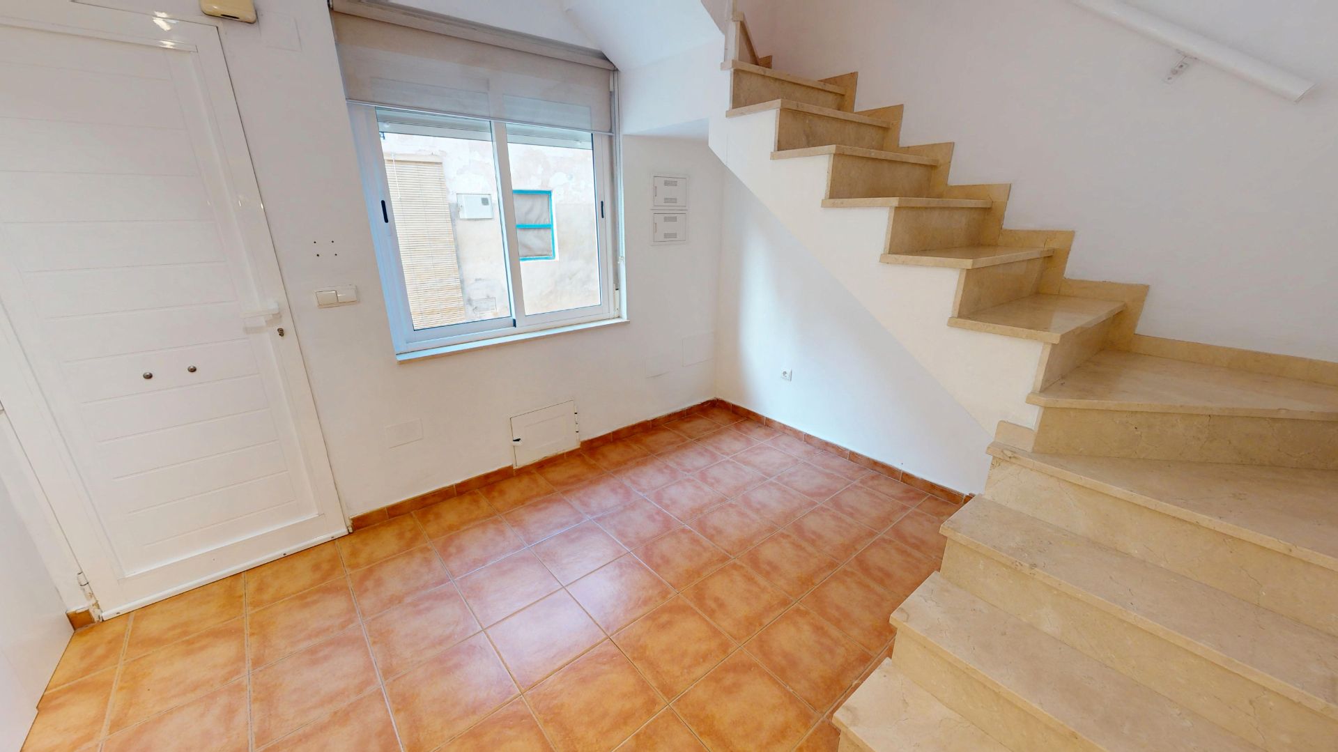 Casa adosada en venta en Agost con Aire acondicionado, Terraza y Amueblado