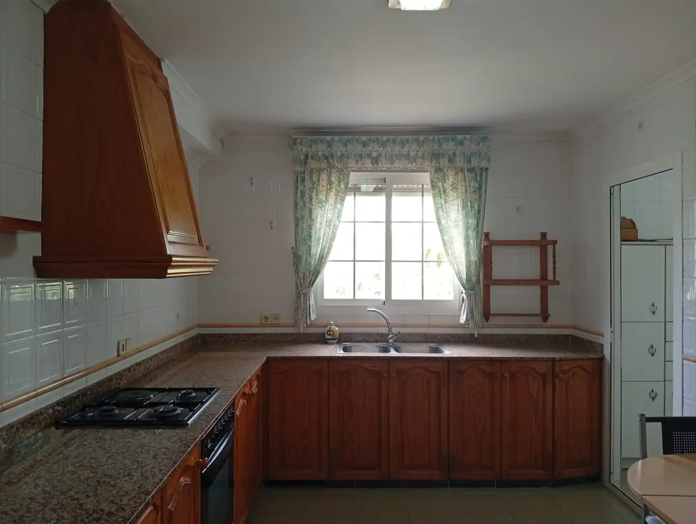 Cuina de Casa o xalet en venda en Oropesa del Mar / Orpesa amb Jardí privat, Terrassa i Traster