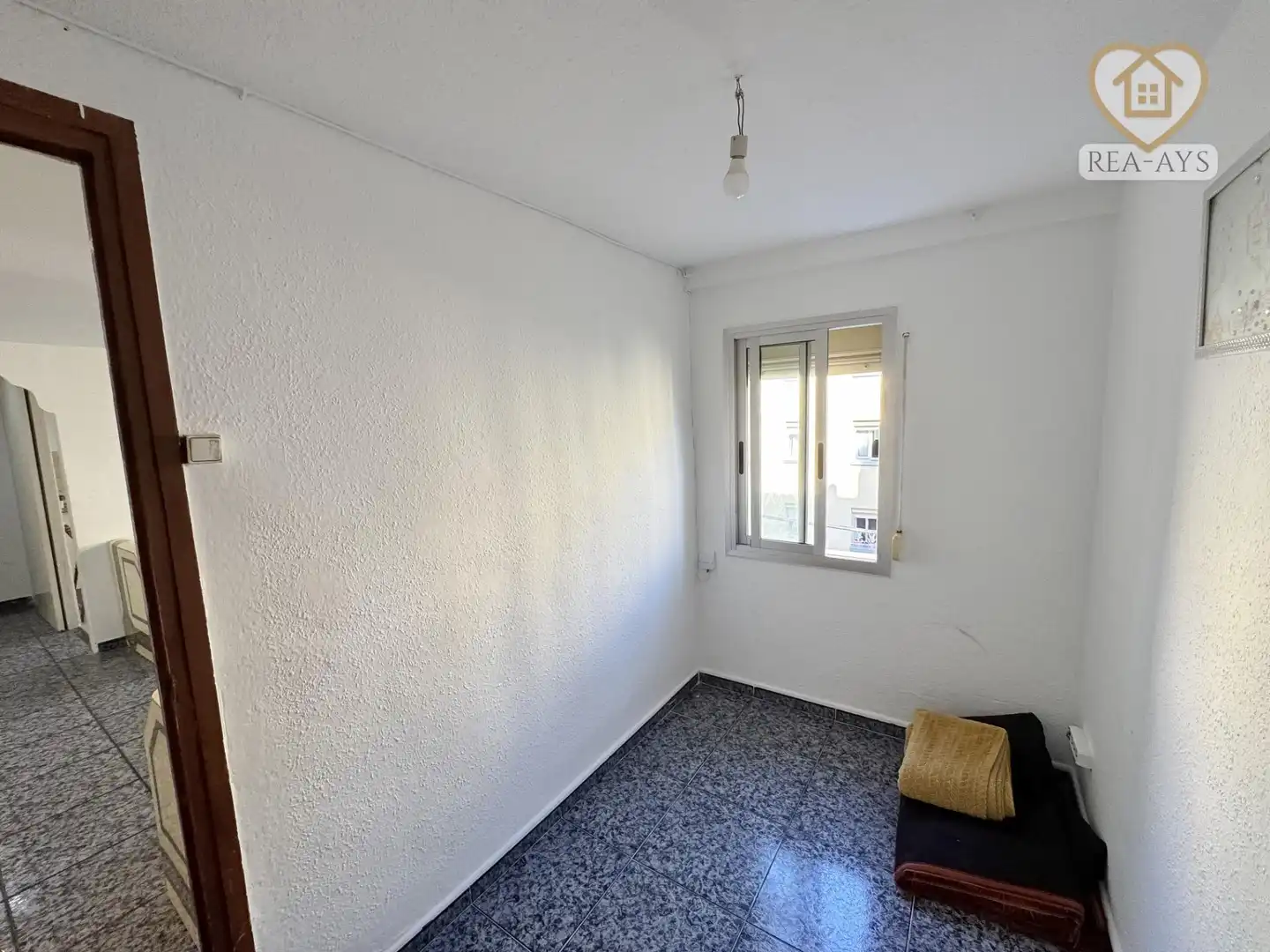 Bedroom of Flat for sale in Terrassa  with Furnished, Oven and Washing machine
