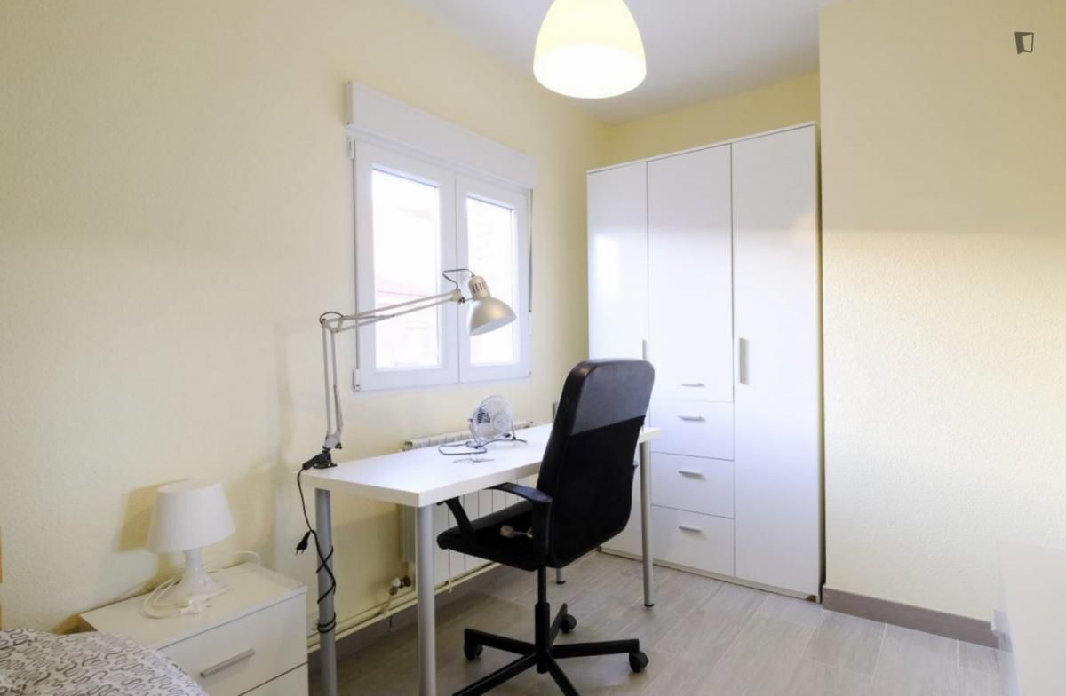 Apartment for share in Universidad