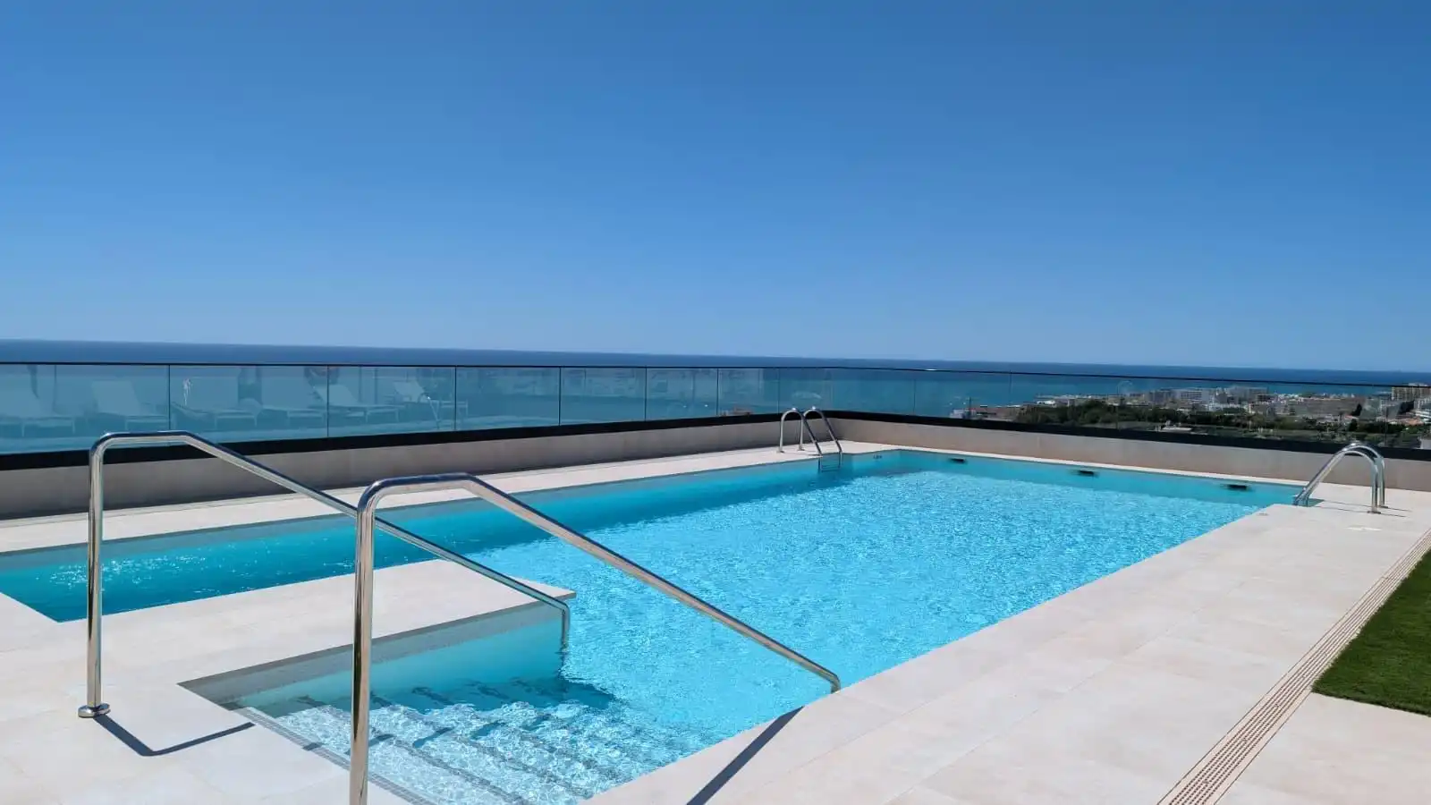 Piscina de Piso de alquiler en Torremolinos con Aire acondicionado, Calefacción y Terraza