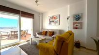 Sala d'estar de Dúplex en venda en Casares amb Terrassa