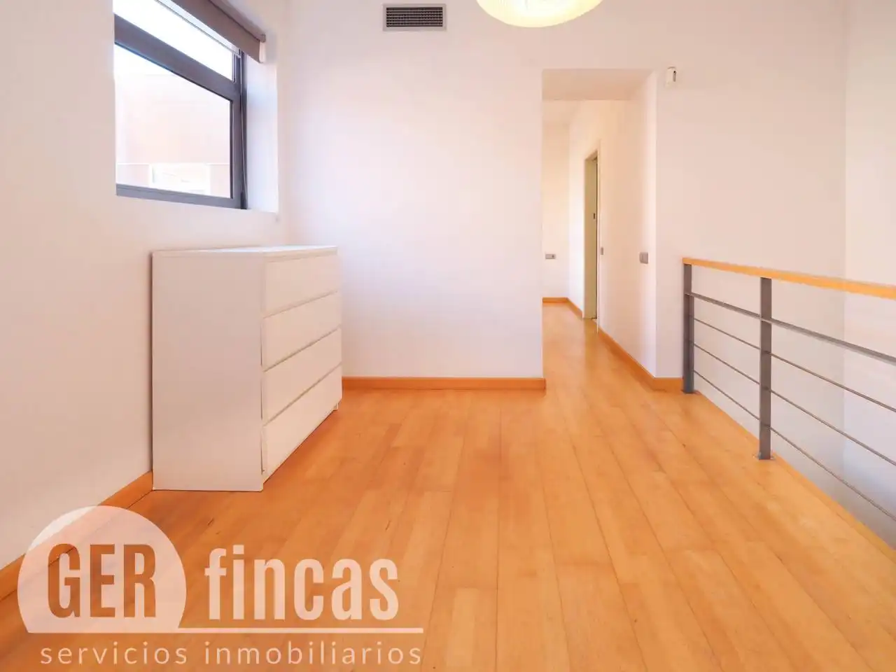 Schlafzimmer von Maisonette zum Verkauf in Terrassa mit Klimaanlage, Heizung und Parkett