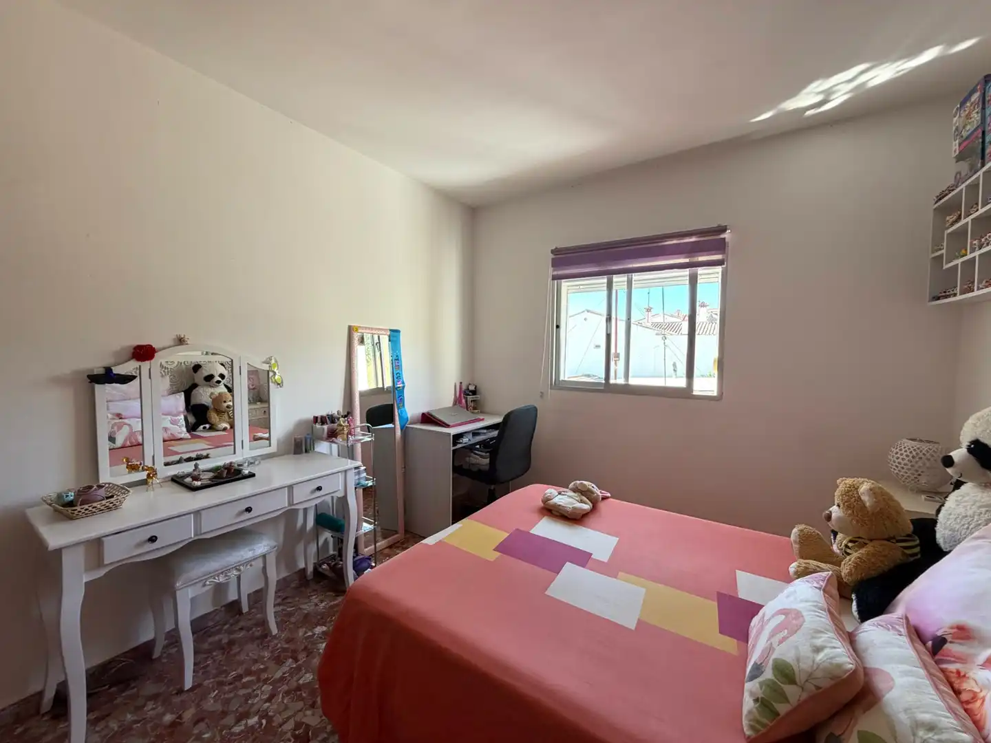 Dormitori de Pis en venda en Álora amb Terrassa i Moblat